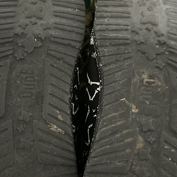 Women’s hey dude Wally skeleton goth Halloween shoes glow in dark - Picture 7 of 7